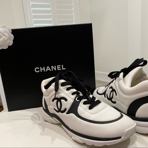 Chanel Logo Sneakers  black & white - Picture 1 of 10